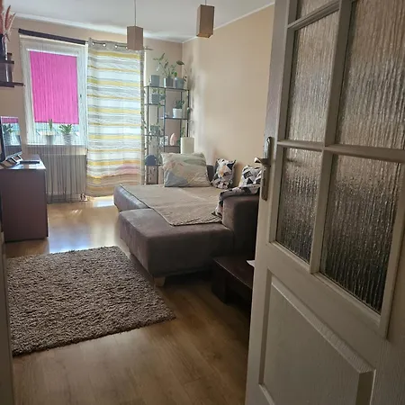 Apartment Gracious Shared